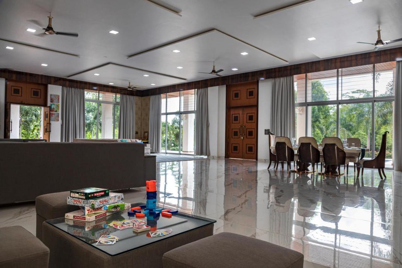 Saffronstays Odyssey, Karjat - 10 Acres Pet-Friendly Estate With Swimming Pool Chinchavli Exteriör bild