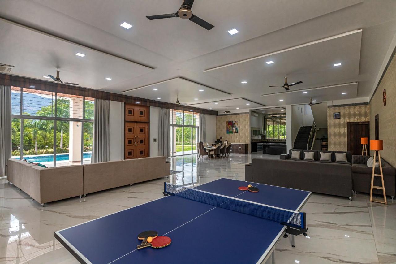 Saffronstays Odyssey, Karjat - 10 Acres Pet-Friendly Estate With Swimming Pool Chinchavli Exteriör bild