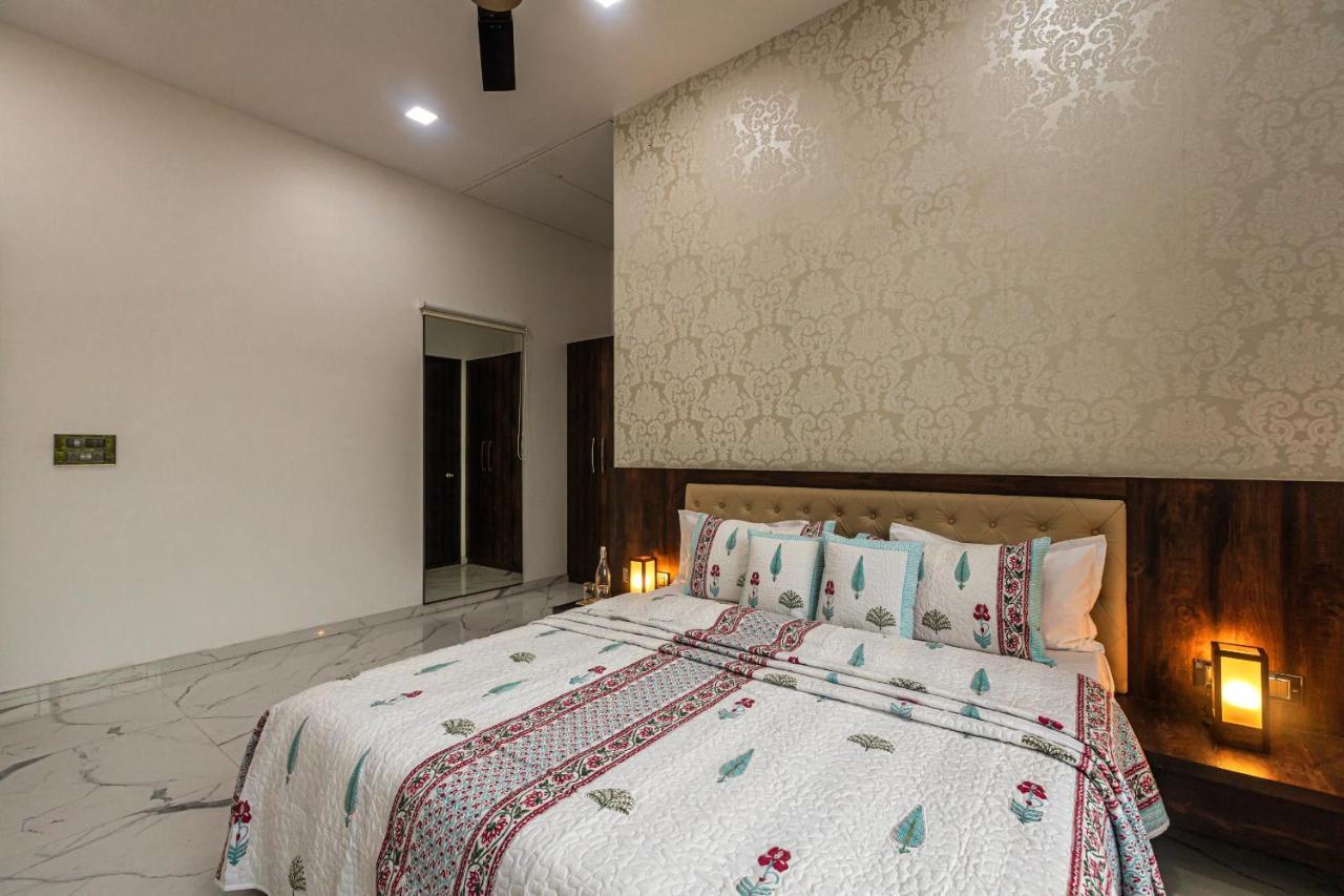 Saffronstays Odyssey, Karjat - 10 Acres Pet-Friendly Estate With Swimming Pool Chinchavli Exteriör bild